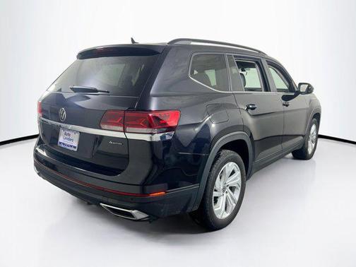 2023 Volkswagen Atlas 2.0T SE w/Technology 4MOTION