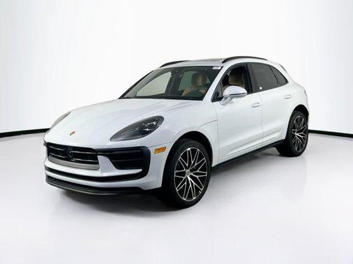 Carrara White Metallic 2024 Porsche Macan Macan