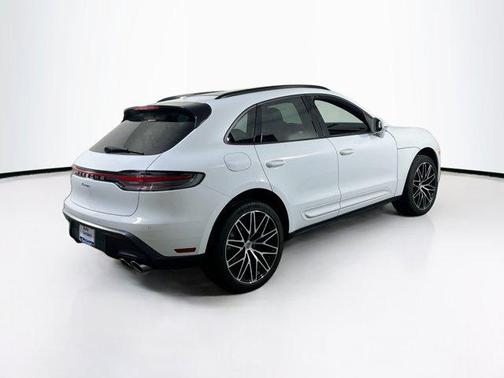 Carrara White Metallic 2024 Porsche Macan Macan
