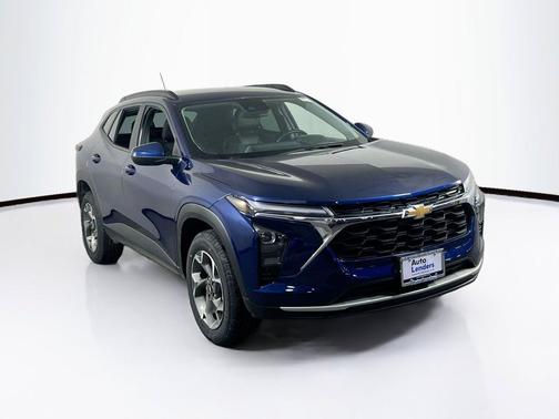 Blue Glow Metallic 2024 Chevrolet Trax LT