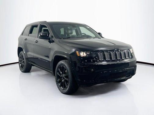 2021 Jeep Grand Cherokee Laredo