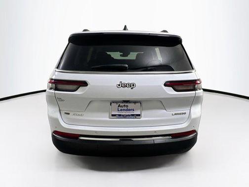 2021 Jeep Grand Cherokee L Laredo