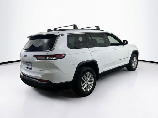Bright White Clearcoat 2023 Jeep Grand Cherokee L Laredo