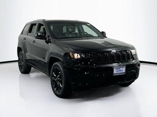 2022 Jeep Grand Cherokee Laredo