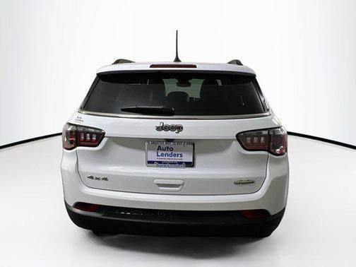 Bright White Clearcoat 2022 Jeep Compass Latitude 4x4