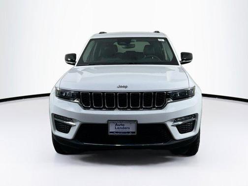 Bright White Clearcoat 2023 Jeep Grand Cherokee Limited