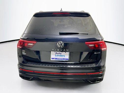 Deep Black Pearl 2023 Volkswagen Tiguan 2.0T SE R-Line Black 4MOTION