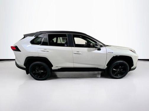 2021 Toyota RAV4 Hybrid SE