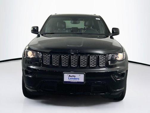2022 Jeep Grand Cherokee Laredo