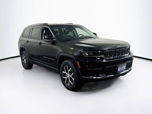 Diamond Black Crystal Pearlcoat 2023 Jeep Grand Cherokee L Limited