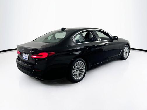 Jet Black 2021 BMW 530 xDrive