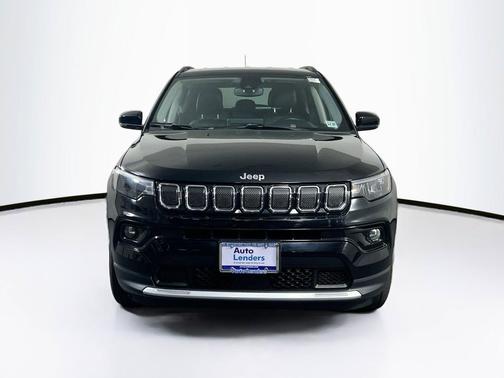 Diamond Black Crystal Pearlcoat 2022 Jeep Compass Limited