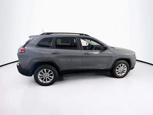 2022 Jeep Cherokee Latitude Lux