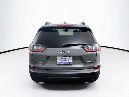 2022 Jeep Cherokee Latitude Lux