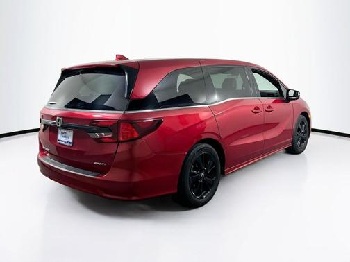 Radiant Red Metallic II 2023 Honda Odyssey Sport