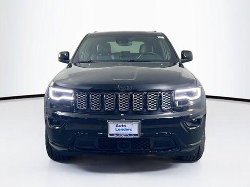 2022 Jeep Grand Cherokee Laredo