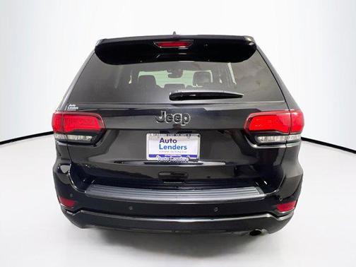 2022 Jeep Grand Cherokee Laredo