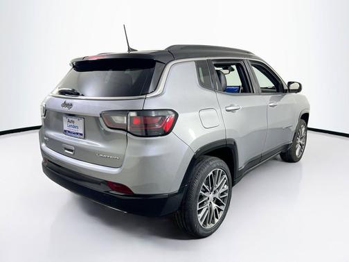 Billet Silver Metallic Clearcoat 2023 Jeep Compass Limited