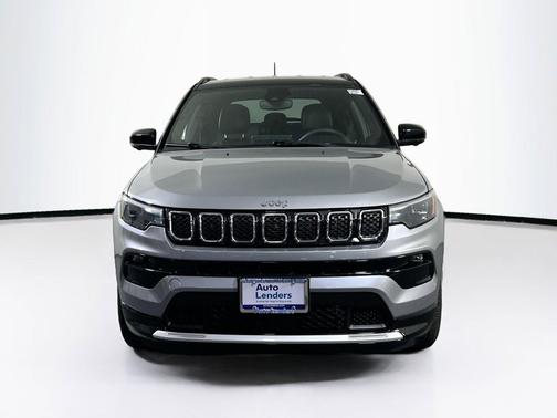 Billet Silver Metallic Clearcoat 2023 Jeep Compass Limited