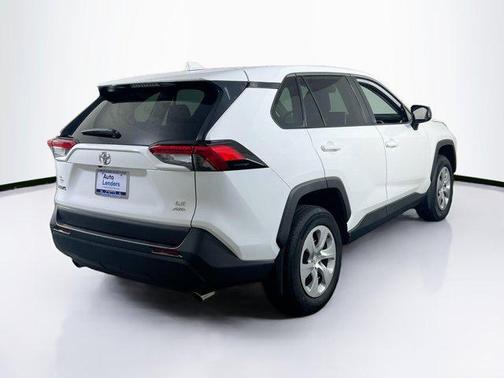 Ice Cap 2023 Toyota RAV4 LE