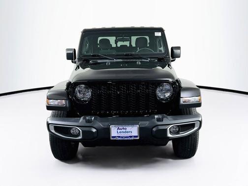Black Clearcoat 2023 Jeep Gladiator Sport S