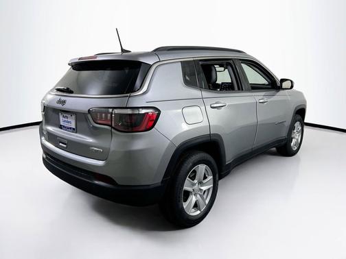 Billet Silver Metallic Clearcoat 2022 Jeep Compass Latitude