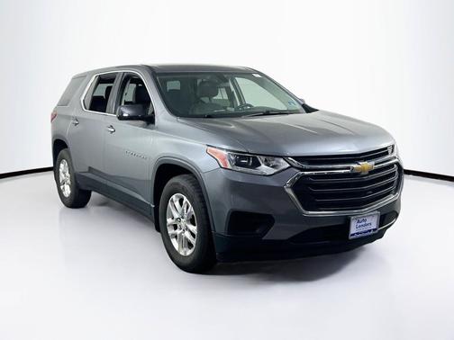 Satin Steel Metallic 2019 Chevrolet Traverse LS