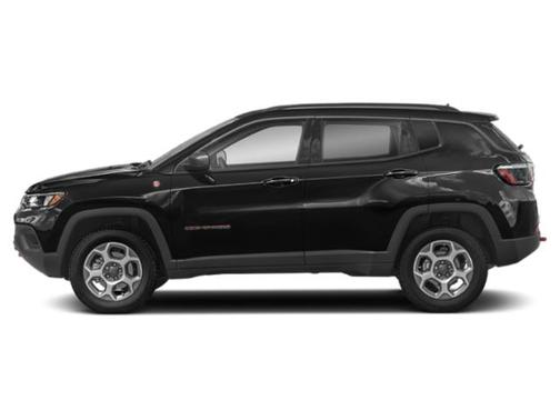 Diamond Black Crystal Pearlcoat 2022 Jeep Compass Trailhawk