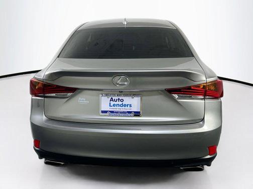 2018 Lexus IS 300 Base