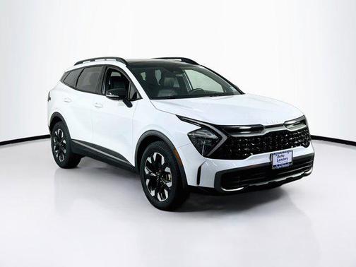 Glacial White Pearl 2023 Kia Sportage X-Line
