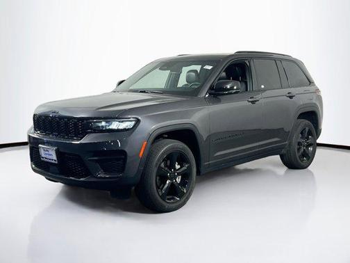 2022 Jeep Grand Cherokee Altitude
