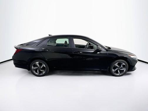 Phantom Black 2023 Hyundai ELANTRA SEL