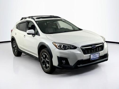 Crystal White Pearl 2019 Subaru Crosstrek 2.0i Premium