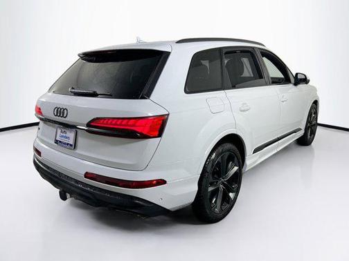 2025 Audi Q7 55 Prestige