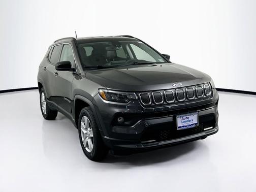 Granite Crystal Metallic Clearcoat 2022 Jeep Compass Latitude
