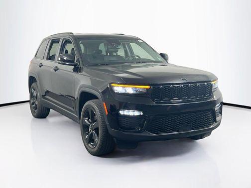 2023 Jeep Grand Cherokee Limited X