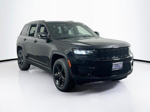 2022 Jeep Grand Cherokee Altitude