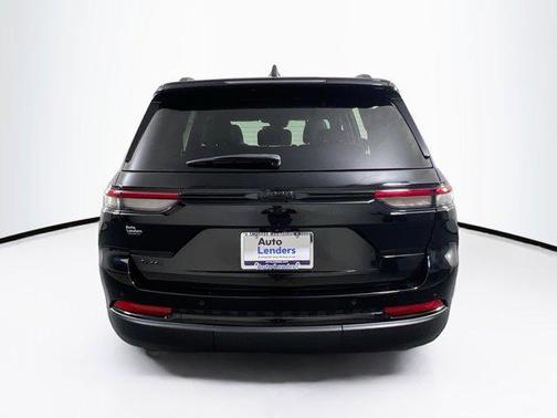 2022 Jeep Grand Cherokee Altitude