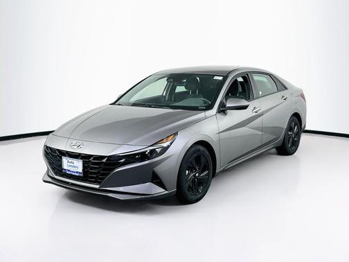 Fluid Metal 2023 Hyundai ELANTRA SEL