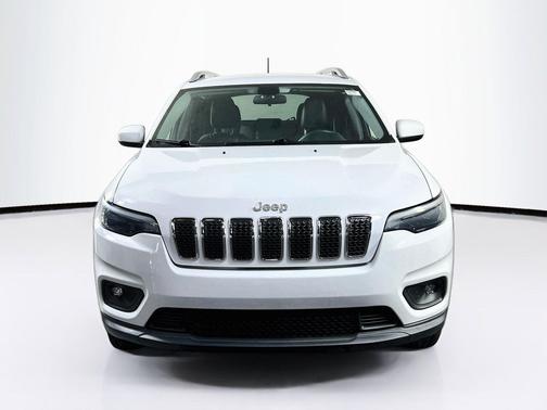 Bright White Clearcoat 2019 Jeep Cherokee Latitude Plus