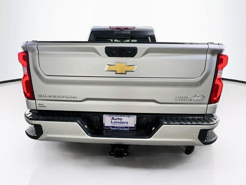 Silver Ice Metallic 2022 Chevrolet Silverado 2500 High Country
