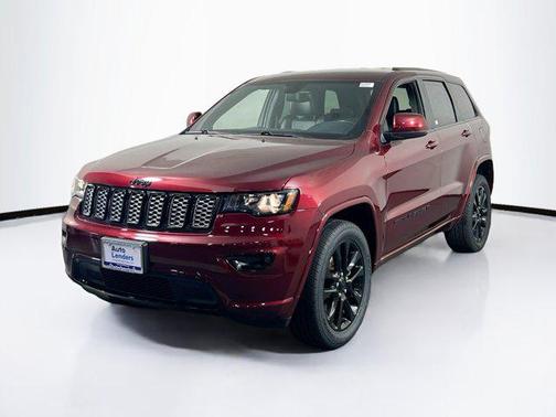 2022 Jeep Grand Cherokee Laredo