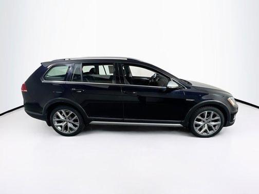 2017 Volkswagen Golf Alltrack TSI SEL