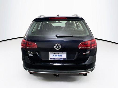 2017 Volkswagen Golf Alltrack TSI SEL