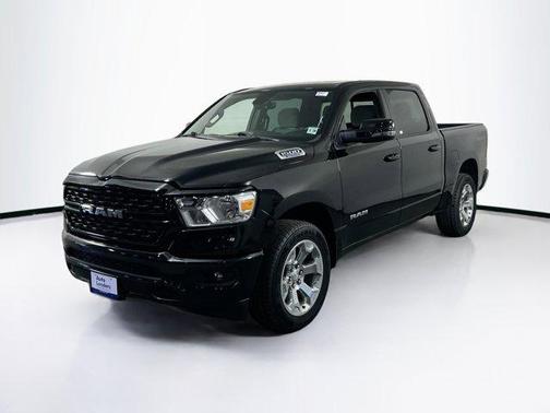 Diamond Black Crystal Pearlcoat 2023 RAM 1500 Big Horn/Lone Star
