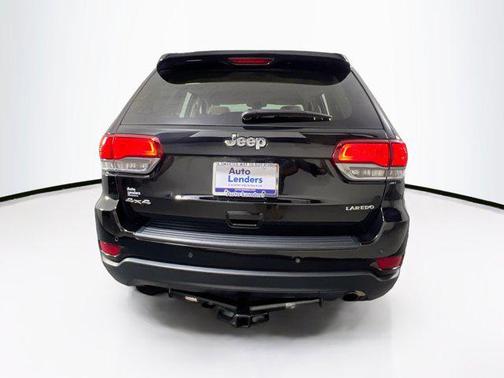 2022 Jeep Grand Cherokee Laredo