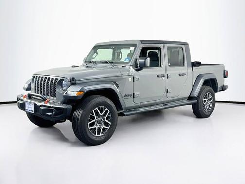 Sting-Gray Clearcoat 2020 Jeep Gladiator Sport S