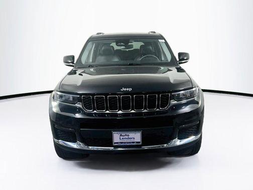 Diamond Black Crystal Pearlcoat 2023 Jeep Grand Cherokee L Limited