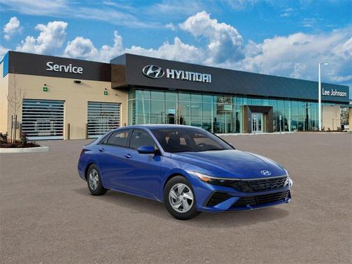 2026 Hyundai ELANTRA SE