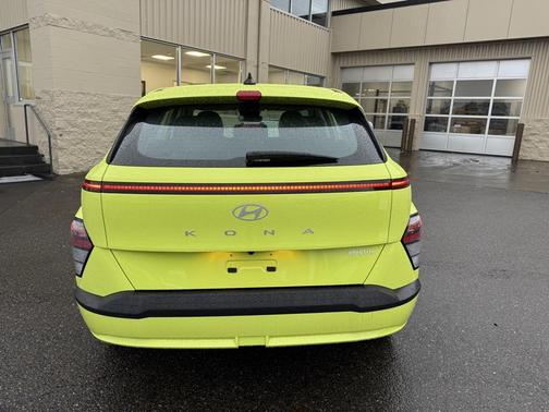 2025 Hyundai KONA EV SE